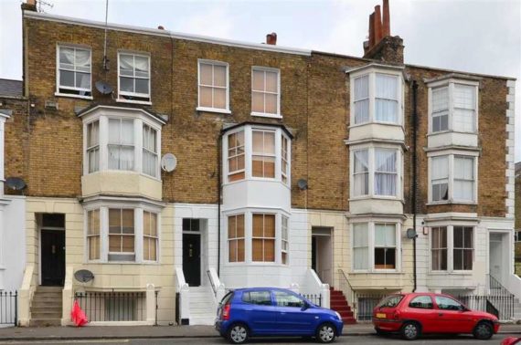 5 Bedroom Terraced